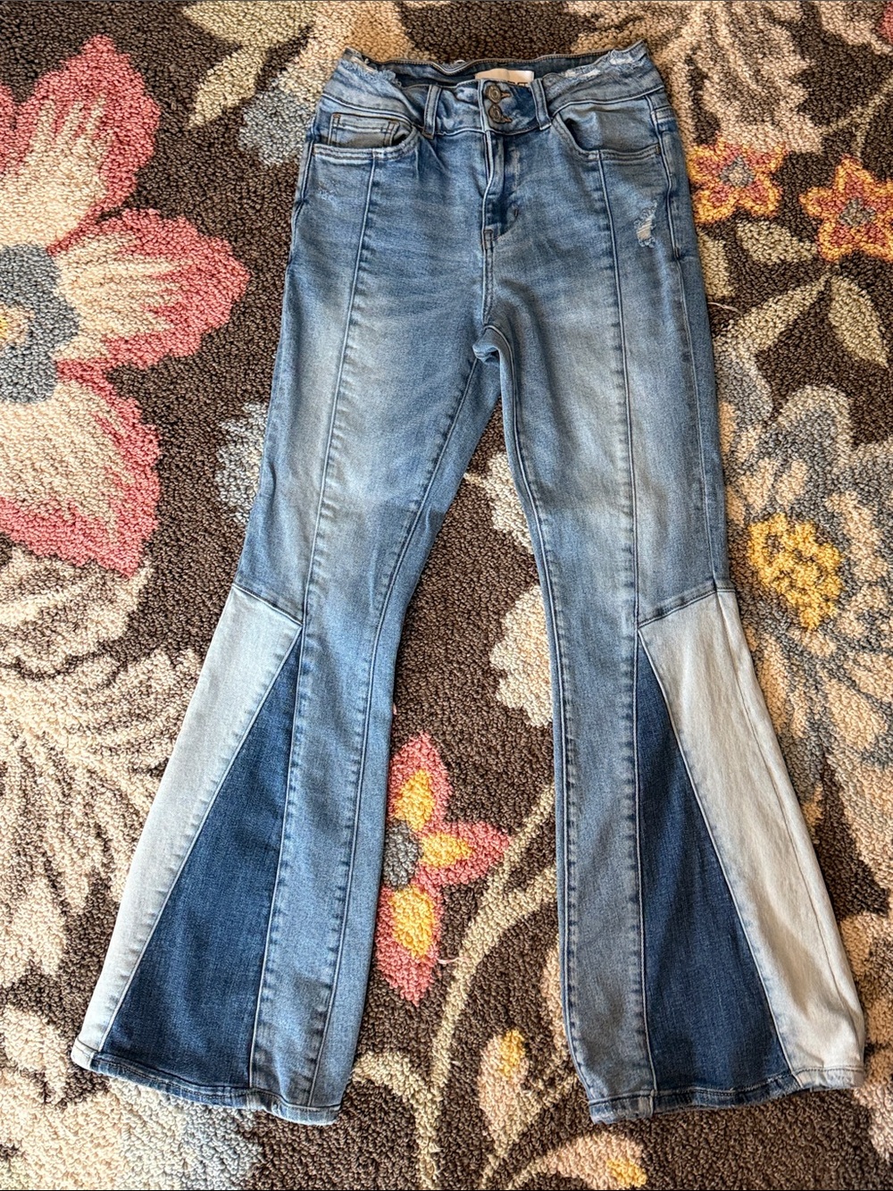 Vervet Size 27x30.5 High Rise Colorblock Flare Jeans Distressed Two Tone Denim